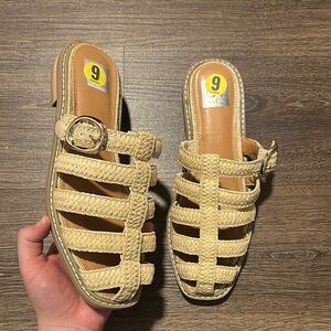 NWOB Dolce Vita Caged Mule